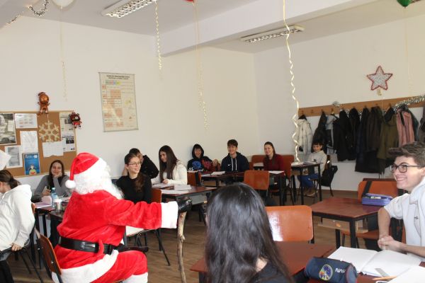 img25DBD2B1D8-1E7A-D165-12DC-C161CF8FFD2A.jpg
